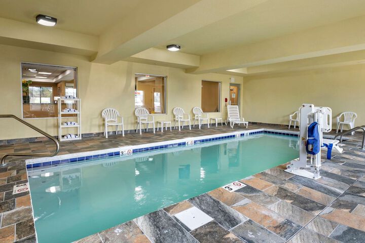 Pool 5 of 30