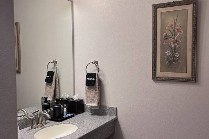 Room 45 of 62
