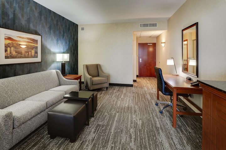 Room 36 of 72