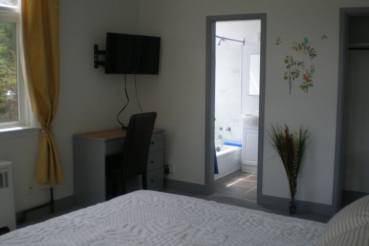 Room 21 of 46