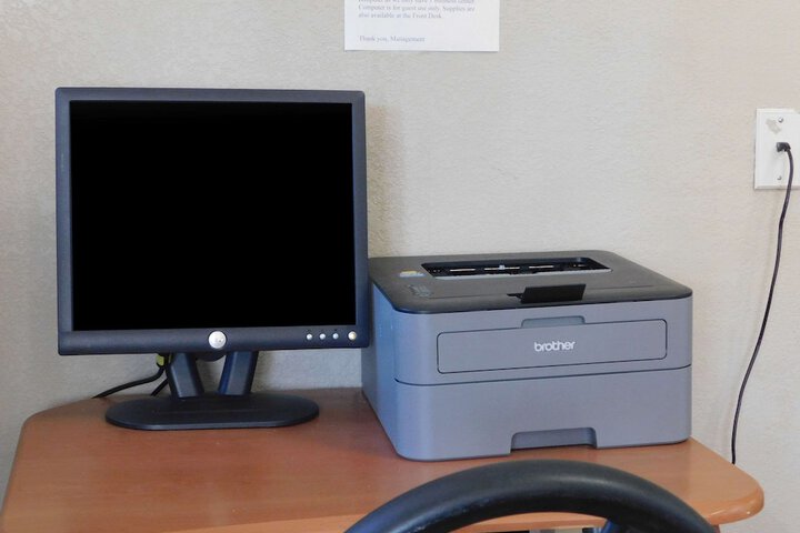 Business Center 34 of 35