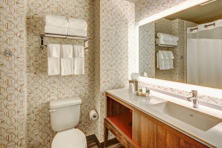 Holiday Inn & Suites Bellingham by IHG