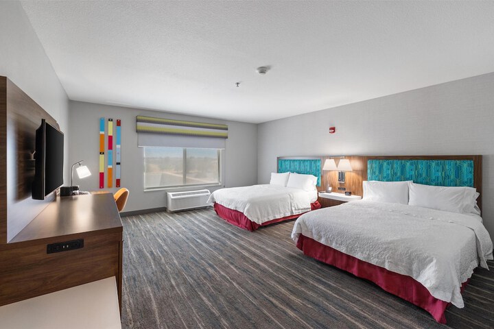Hampton Inn & Suites Madera