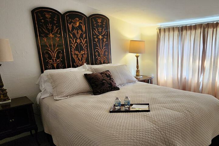 Room 36 of 104