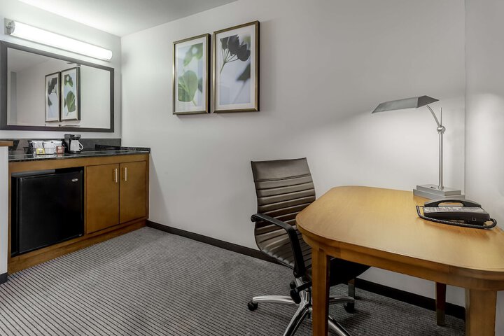 Room 15 of 38