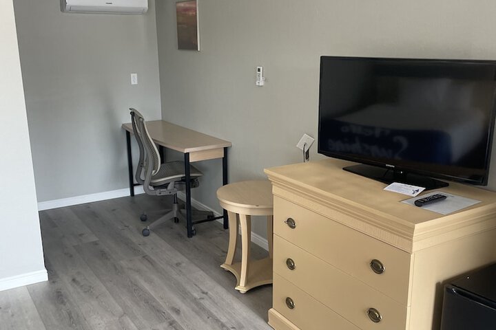 Room 30 of 59