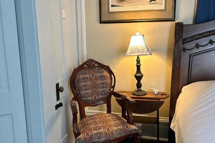 Belmont Inn