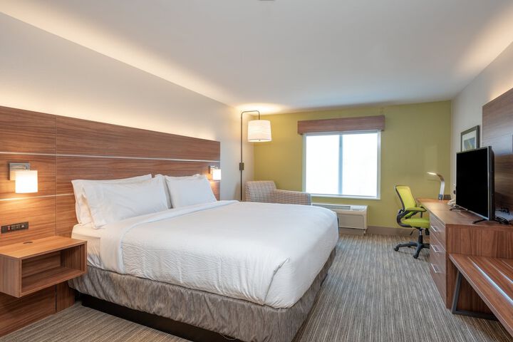 Room 13 of 49