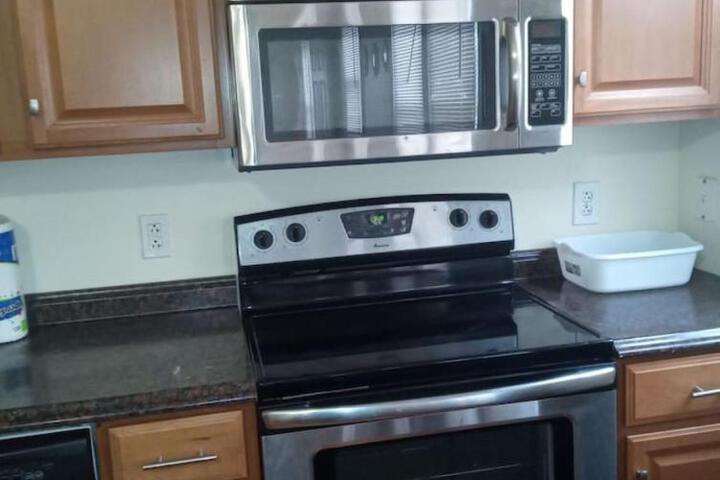 1 bedroom with free parking