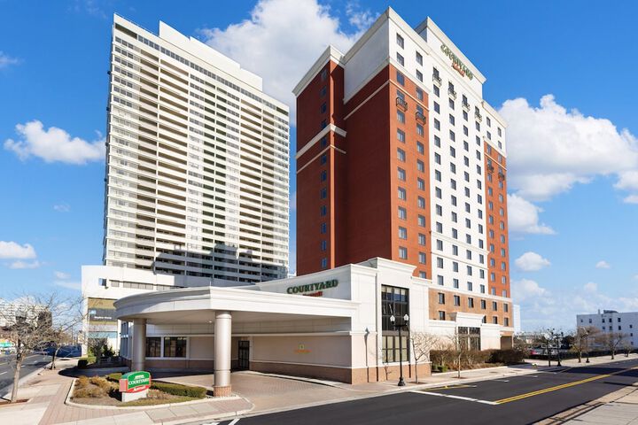 Hotel 3 of 65