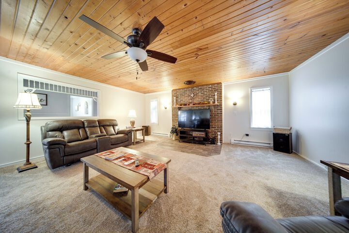 North Jackson Vacation Rental w / Wraparound Deck!