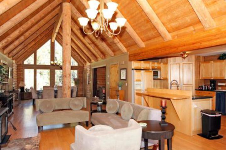County Road House 146846