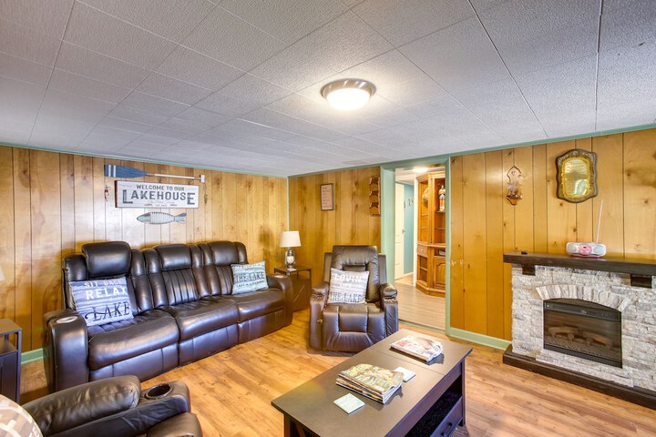 Burkesville Vacation Rental - 5 Mi to the Lake!