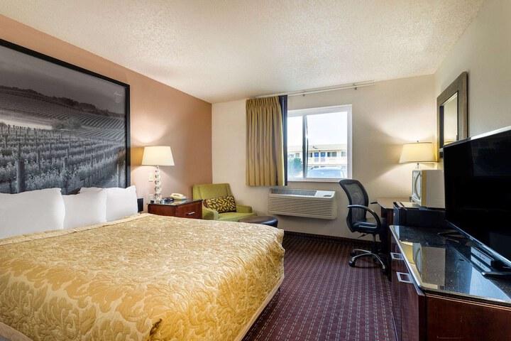 Room 49 of 52