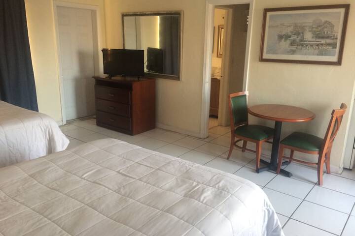 Room 14 of 39