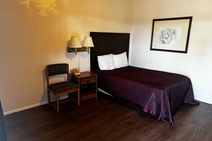 Heritage Inn