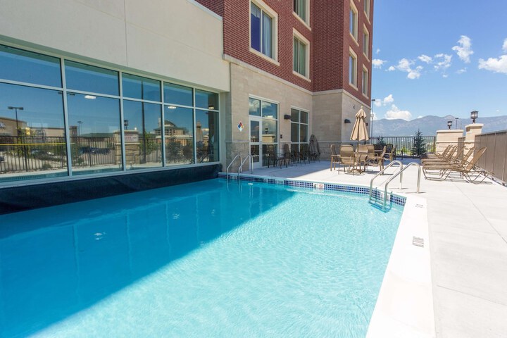 Pool 4 of 48