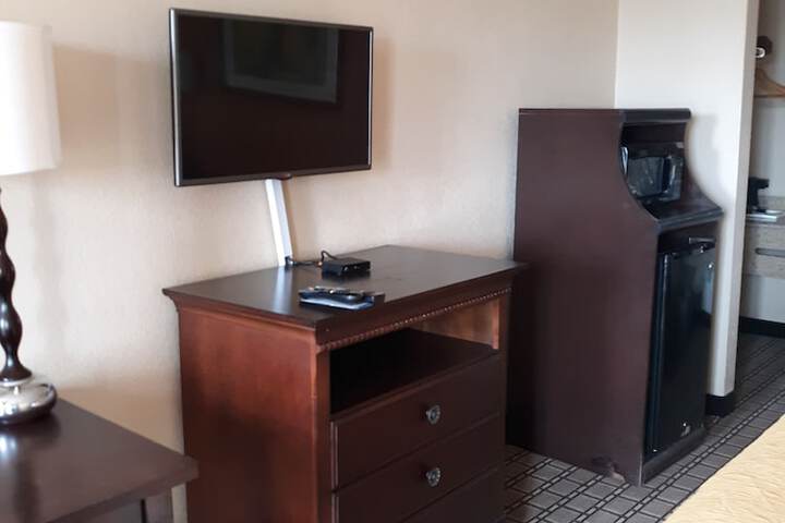 Room 55 of 80