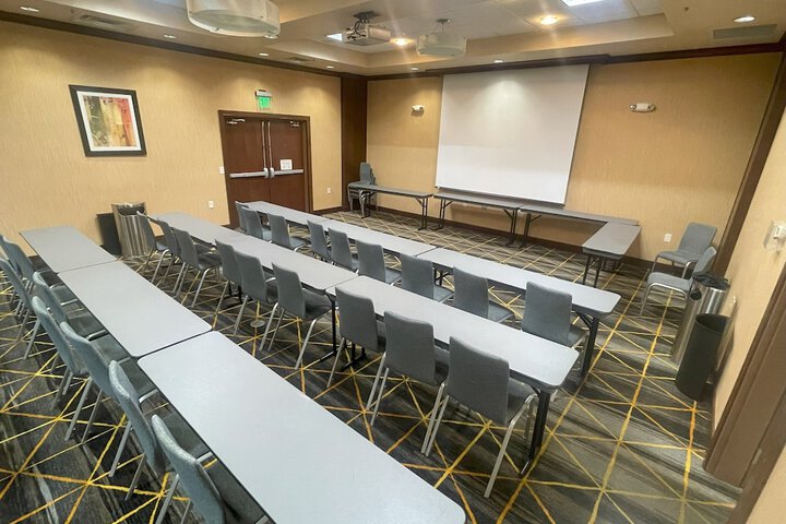 Holiday Inn Jackson NW - Airport Road by IHG