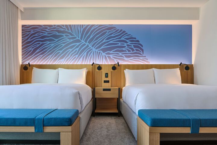 Room 47 of 112