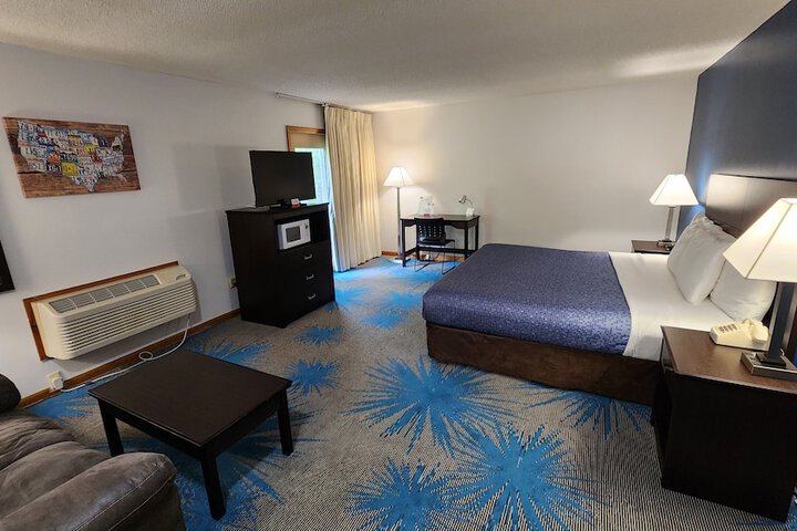 Room 41 of 80