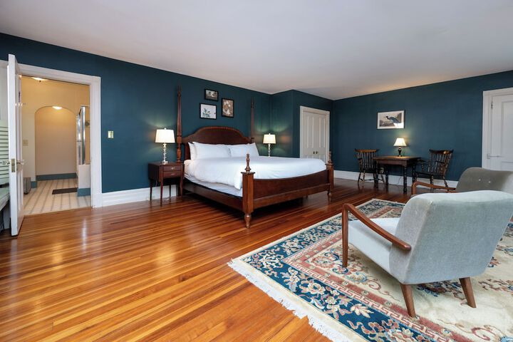 Room 45 of 155