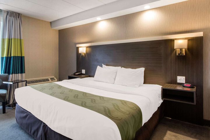 Room 21 of 43