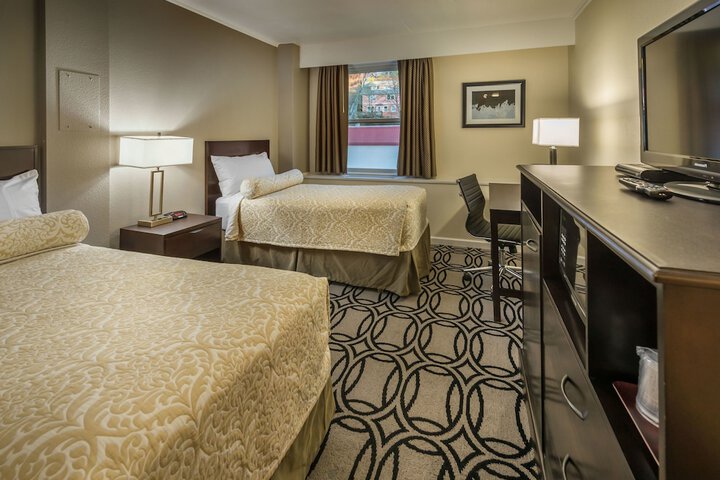 Room 14 of 31