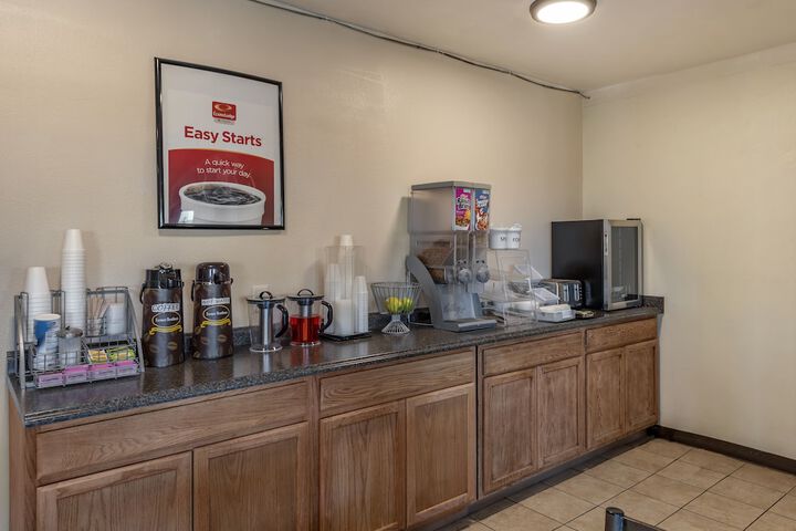 Breakfast/Coffee Service 17 of 17