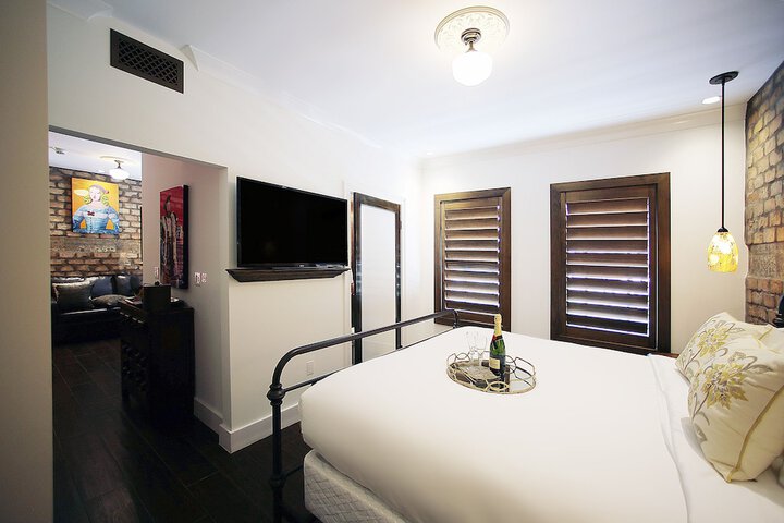 Room 65 of 115