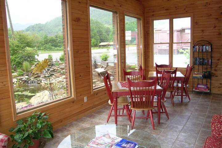 Jonathan Creek Inn