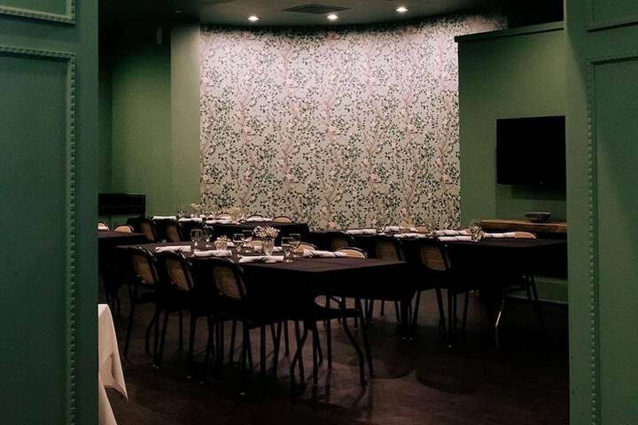 Dining 43 of 61