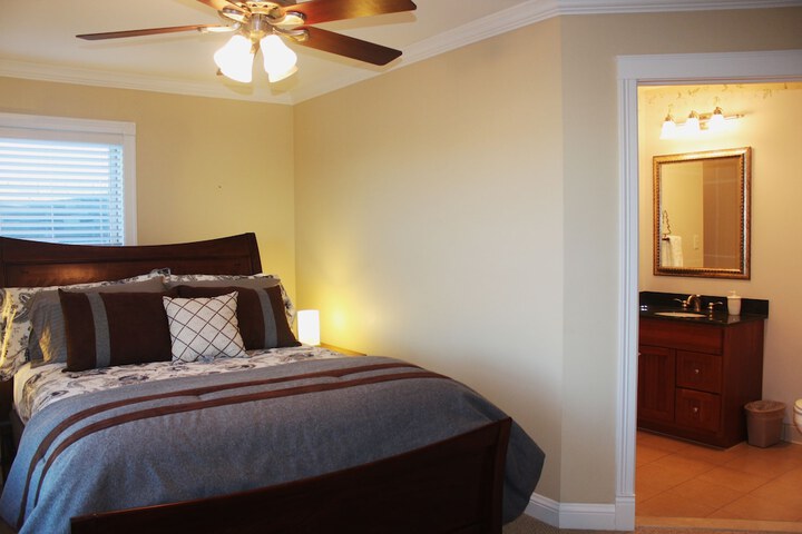 Room 36 of 40