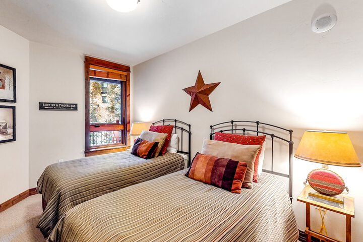 Room 42 of 54