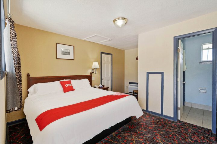 Room 13 of 44