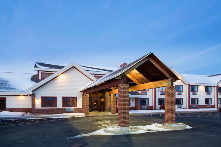 Hotel 2 of 48