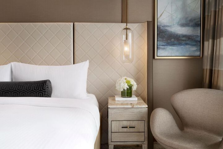 Fairmont Vancouver Airport In-Terminal Hotel