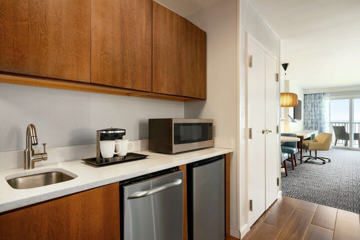 DoubleTree by Hilton Ocean City Oceanfront