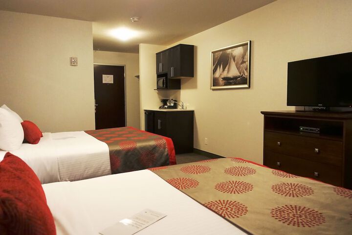 Ramada by Wyndham Moose Jaw