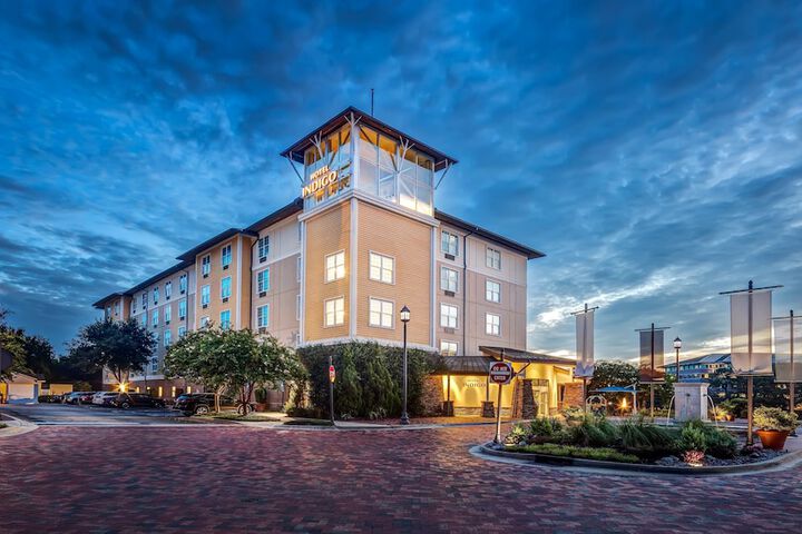 Hotel 5 of 49