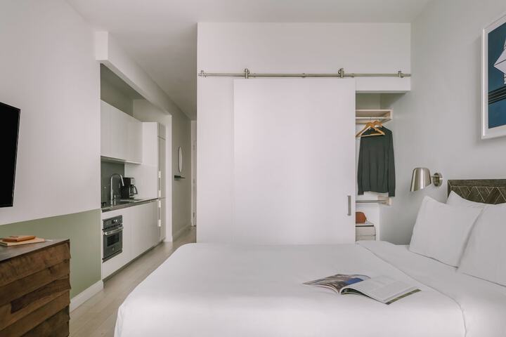Room 74 of 104