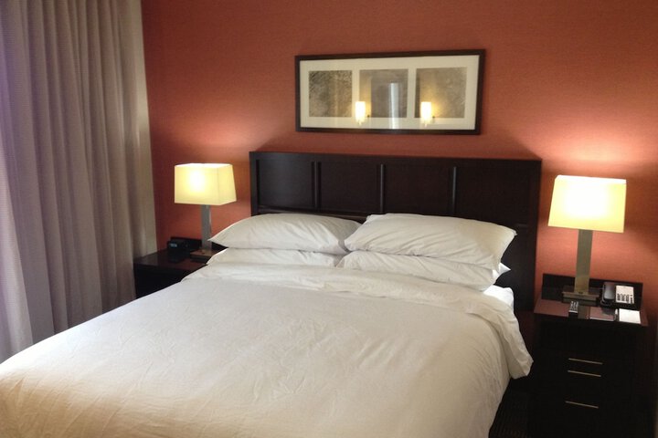 Embassy Suites Newark Airport