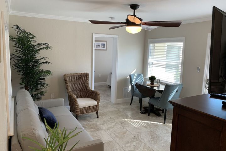 Twin Palms at Siesta