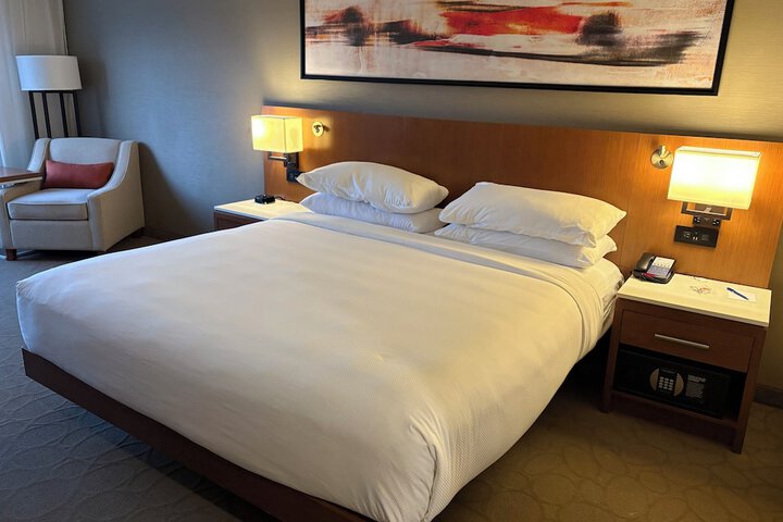 Room 12 of 34