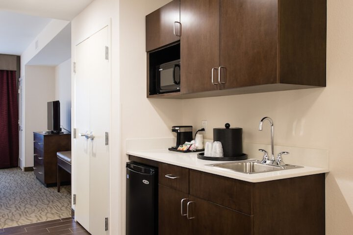 Room 43 of 59