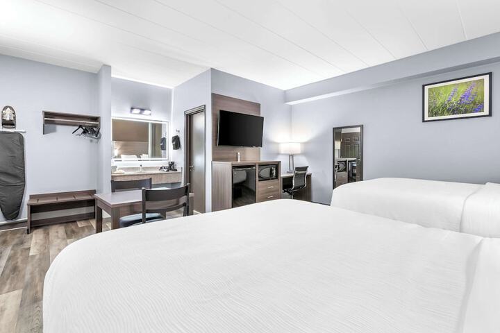 Room 26 of 37