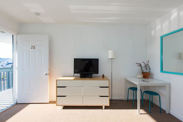 Room 40 of 51
