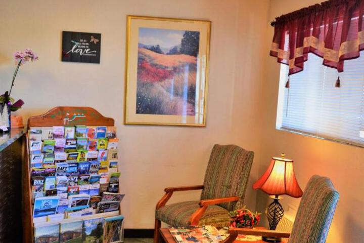 Value Lodge Inn
