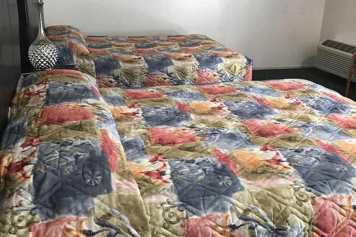 Room 18 of 35
