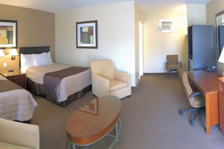 Room 13 of 21